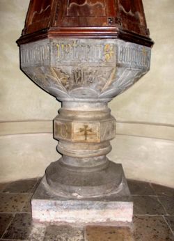 Fonte Battesimale - Parrocchiale di San Giovanni – Barge (CN)