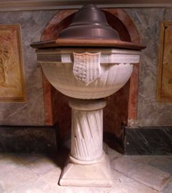 Fonte battesimale della Parrocchiale di San Lorenzo Martire a Cavour