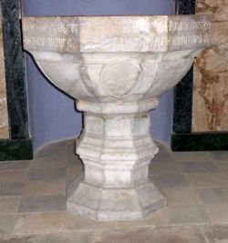 Fonte battesimale della Parrocchiale di San Vito a Piossasco