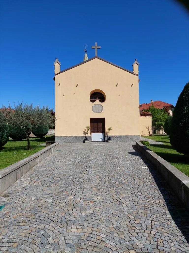 Piasco - San Giovanni Battista o Madonna del Carmine