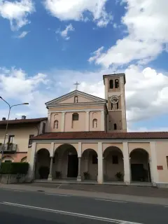 Facciata e campanile - Parrocchiale di Santa Maria Assunta a Massazza