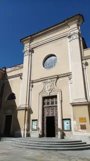 Facciata - Chiesa di Sant'Agostino a MondovìFrazione Breo