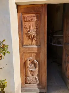 Porta scolpita - Priorato di San Biagio a MondovìFrazione San Biagio