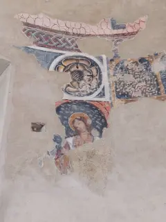 Lacerti  di affreschi - Priorato di San Biagio a MondovìFrazione San Biagio