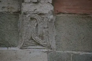 Peduccio absidale - Chiesa Cimiteriale di San Pietro a Albugnano