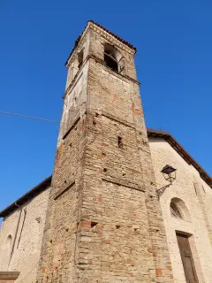 Campanile - Chiesa dei Battuti a Montelupo Albese