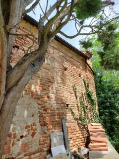 Fianco destro - Cappella di San Ponzio a Monticello d'Alba