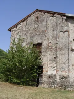 Facciata - Pieve di Santa Maria di Lemme o di Lemoris a Gavi