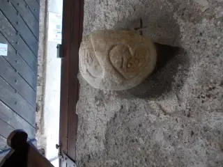 Acquasantiera - Cappella di Santa Maria Maddalena a Novalesa