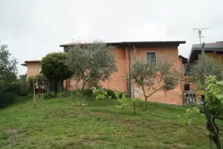 Vista Sud - Chiesa di Santa Maria Assunta di Caristo a BorgomaneroFrazione Santa Cristina