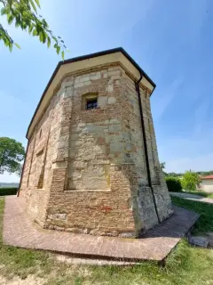 Abside - Chiesa di San Pietro (vecchio) a Olivola