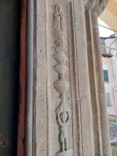 Portale - Parrocchiale di Santa Maria Assunta a Orta San Giulio