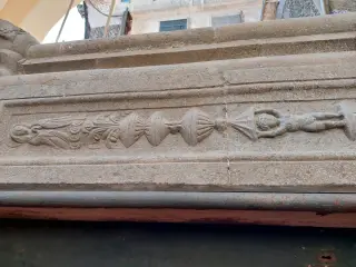 Portale - Parrocchiale di Santa Maria Assunta a Orta San Giulio