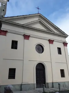Facciata - Chiesa di San Giacomo a PessinettoFrazione Gisola