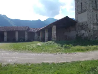 Campanile dal lato della cascina - Chiesa di San Massimo a Revello