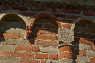 Abside Dettaglio - Chiesa Cimiteriale di Santa Maria Assunta o dei Morti a Marentino