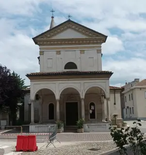 Facciata - Oratorio di San Pietro o Natività della Madonna a Romentino