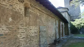 Fianco destro - Parrocchiale di San Martino a Arnad