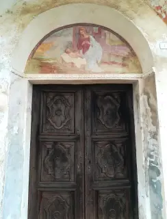 Affresco in facciata - Chiesa di Santa Maria delle Grazie del Barazzone a Sandigliano
