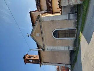 Fianco destro - Chiesa di San Bernardino a SaviglianoFrazione Suniglia