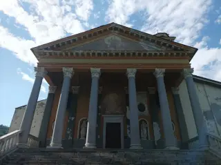 Facciata - Santuario di Sant'Euseo a Serravalle Sesia