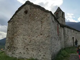 Retro - Chiesa di San Giacomo a Settimo VittoneFrazione Montestrutto