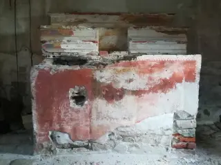 Resti dell'altare - Chiesa di San Giacomo a Settimo VittoneFrazione Montestrutto