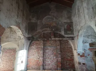 Interno - Resti Della Chiesa di San Grato a Sizzano