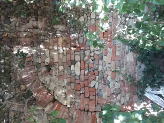 Resti della muratura - Chiesa di San Paolo Apostolo a Virle PiemonteFrazione Cascina San Paolo