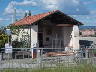 Vista - Cappella di San Bernardo di Clairvaux o delle Forche a MondovìFrazione Ferrone