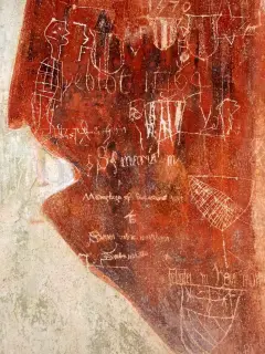 Graffiti, particolare - Cappella di San Bernardo di Clairvaux o delle Forche a MondovìFrazione Ferrone