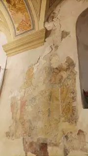 Tracce di afreschi - Pieve di Santa Maria in Bredolo a MondovìFrazione Breolungi