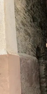 Dettaglio parte originale bassa del campanile - Parrocchiale di San Biagio a Doues