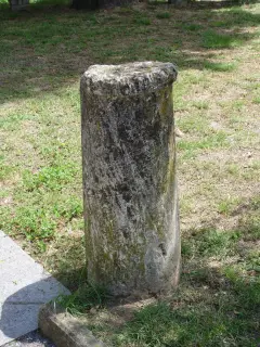 Colonna romana - Santuario dei Piloni o di San Giacomo a MontàFrazione Laione