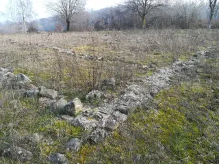 Basi delle murature - Resti Della Pieve di San Secondo di Dorzano a Dorzano