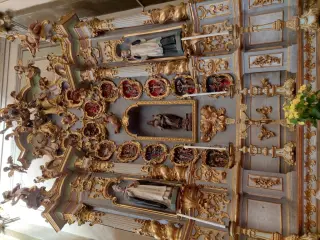 Altare - Parrocchiale di San Cassiano e San Tommaso di Canterbury a La Salle