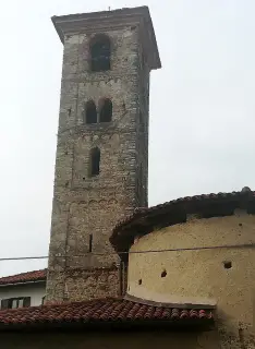 Campanile e abside - Cappella di San Martino a Valperga