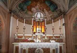 Altare - Chiesa di San Martino a CaltignagaFrazione Morghengo