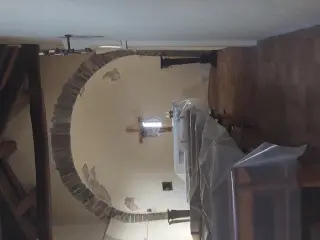 Inteno dalla finestrella - Pieve di San Michele Arcangelo a MalvicinoFrazione Prazzini