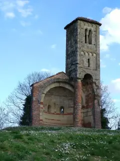 Vista - Resti della Chiesa di Santi Vittore e Corona a Montemagno
