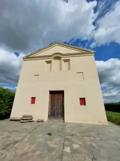 Facciata - Pieve di San Giovanni di Mediliano a Lu