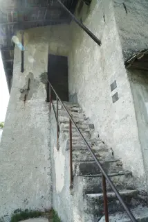 Accesso alla casa dell'eremita - Oratorio di Santa Maria a BorgosesiaFrazione Vanzone