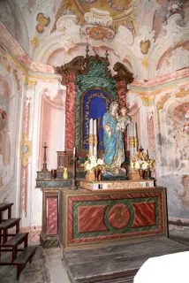 Altare - Oratorio di Santa Maria a BorgosesiaFrazione Vanzone