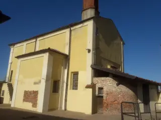 Fianco - Chiesa della Madonna Grande o dei Prati a Gassino Torinese
