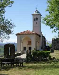 Vista - Chiesa della Natività di Maria a Prato Sesia