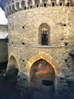 Abside gotica con affreschi - Chiesa di San Vincenzo di Saragozza a Saint-Vincent