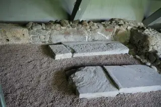 Lastre tombali - Basilica Paleocristiana di San Lorenzo a Aosta
