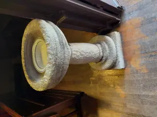 Fonte battesimale - Parrocchiale dell' Assunzione di Maria a Bard