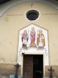Santi Bernardo Margherita e Grato in facciata - Parrocchiale di Santa Margherita a Bionaz