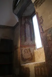 Sirena Bicaudata, blemma e santa - Cappella della Vergine e San Giovanni Evangelista a Saint-PierreFrazione Castello Sarriod de la Tour